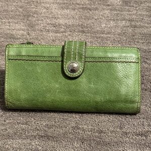 Fossil Green Leather Women's Wallet